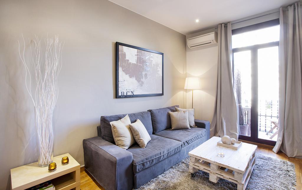 Apartments Barcelona & Home Deco Viladomat المظهر الخارجي الصورة