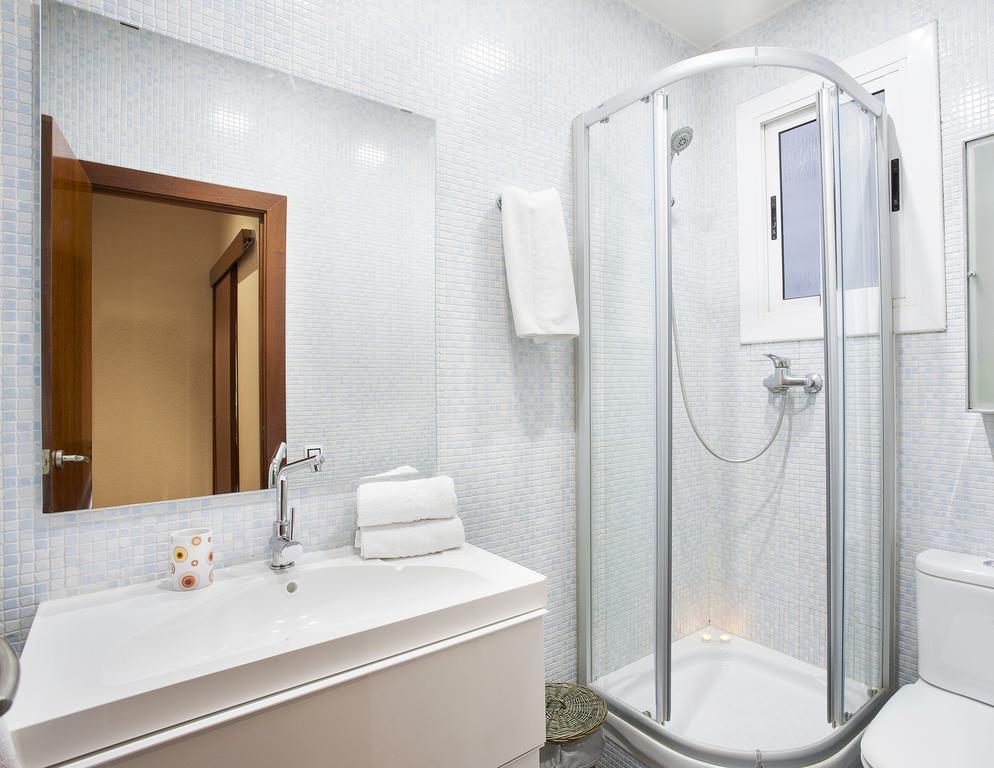 Apartments Barcelona & Home Deco Viladomat المظهر الخارجي الصورة