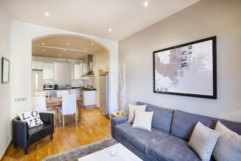 Apartments Barcelona & Home Deco Viladomat المظهر الخارجي الصورة